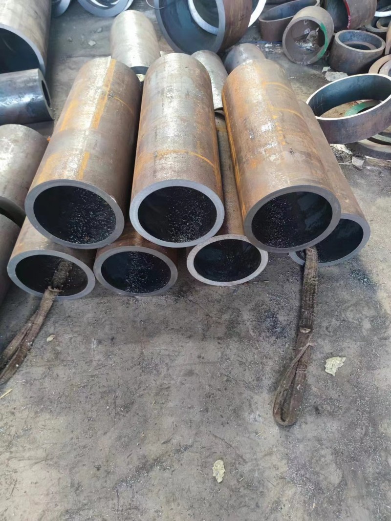 建邺建邺建邺12Cr1MovG无缝钢管切割